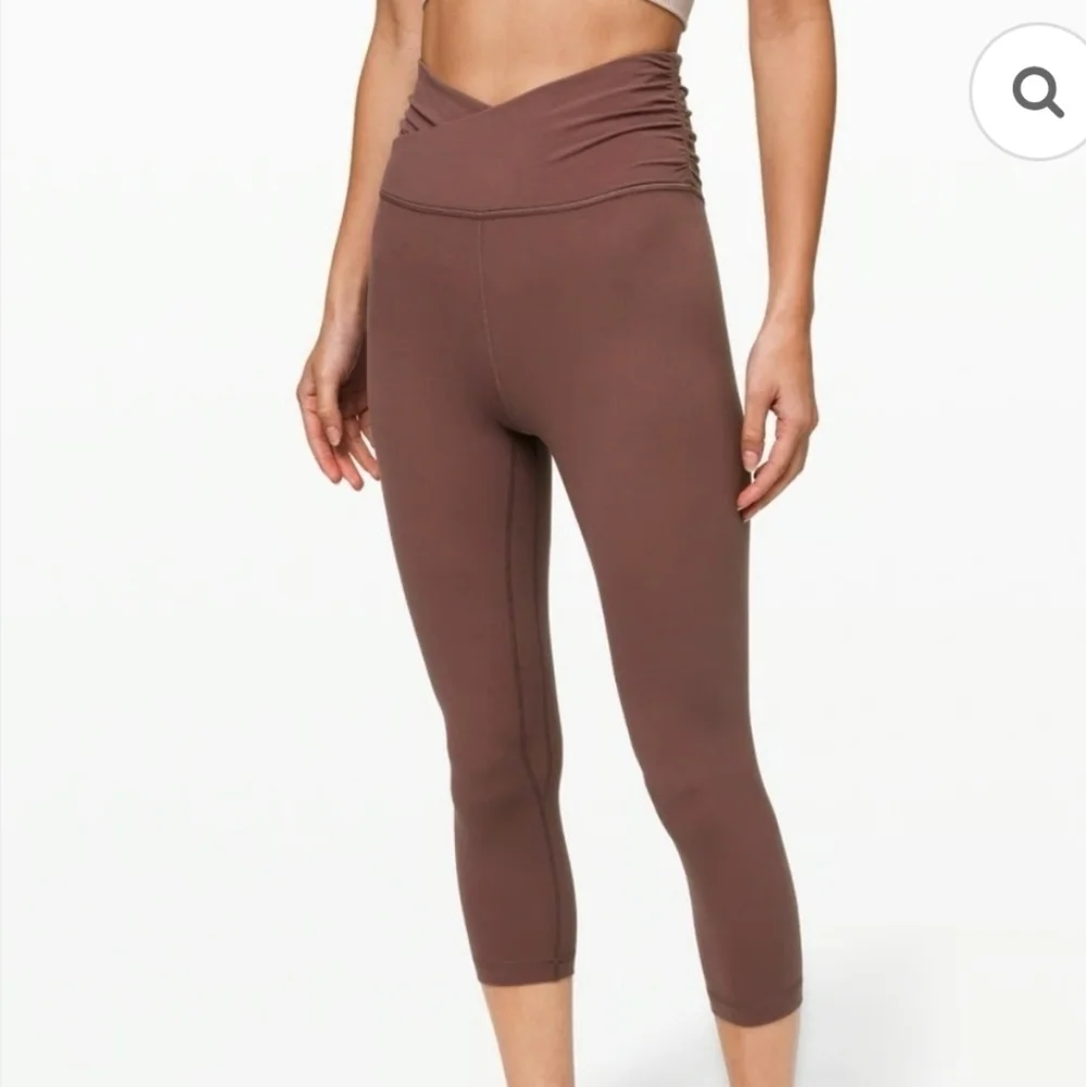 Lululemon Align HR Crop 21